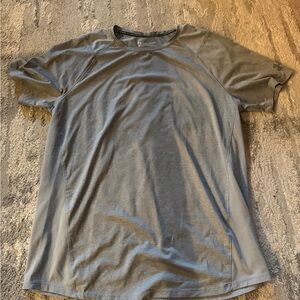 Under Armour Men's Short Sleeve Gray Tee